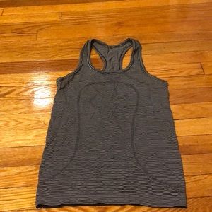 Lululemon racer back top